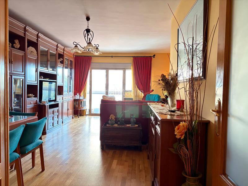 Foto 226f784c-4aef-4880-ba6b-350c6a319491. Appartamento con riscaldamento parcheggio in Miralvalle - Av. Virgen del Puerto - La Data Plasencia