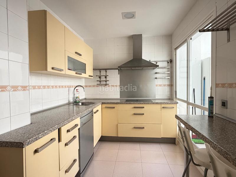 Foto 350783b2-dcb3-4fc0-ab9b-a6d6cf49b866. Piso  en calle ernest hemingway en Zona Norte - Hospital - Urbanizaciones Plasencia