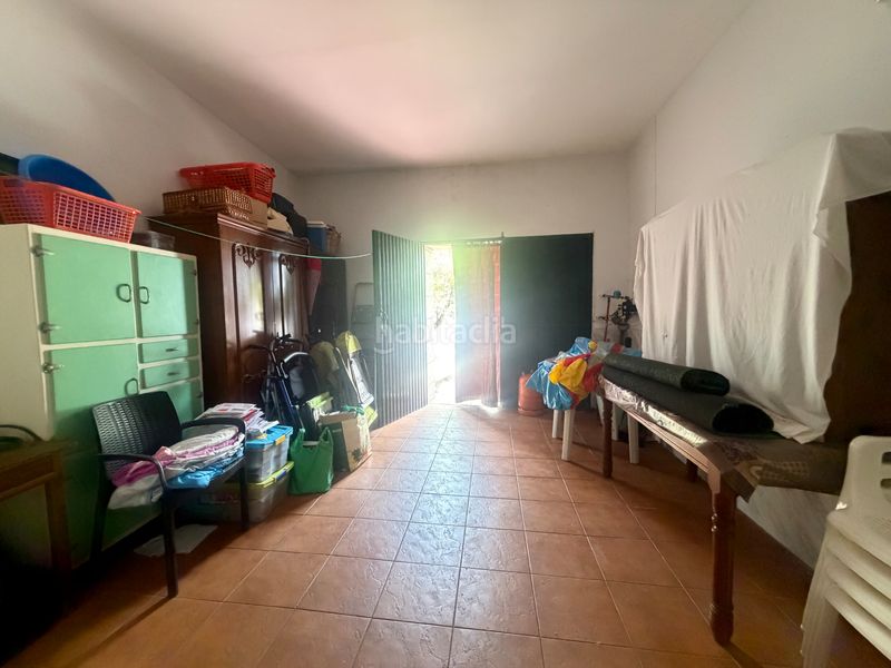 Foto 0f0887c4-4a0f-4ee0-8226-eb7bffe9d0d7. Casa aparellada amb aparcament a Mirabel