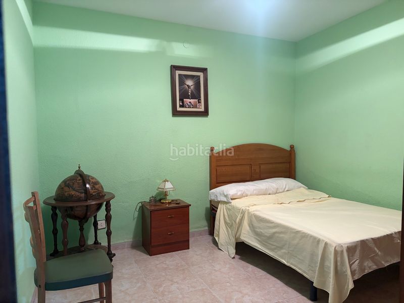 Foto 6d1e14c2-a636-4710-ab0d-d87195b3ef9a. Casa aparellada amb aparcament a Mirabel