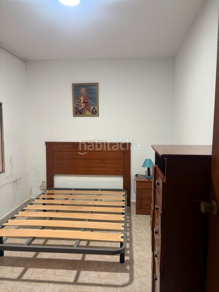 Foto c8b5875a-ca77-40ae-ac94-891481d13b2e. Casa aparellada amb aparcament a Mirabel