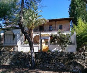 Mas�a  N/a. Finca situada en la comarca de la vera, provincia de c�ceres.