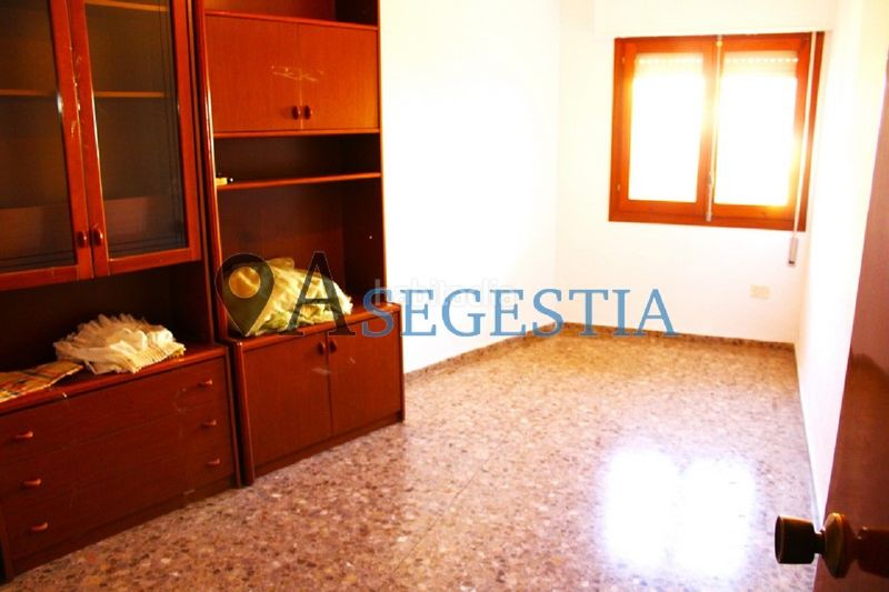 Foto d2f5c384-2fbd-4a4b-b798-9cba1a2cafd9. Pis a Alcora (l´)