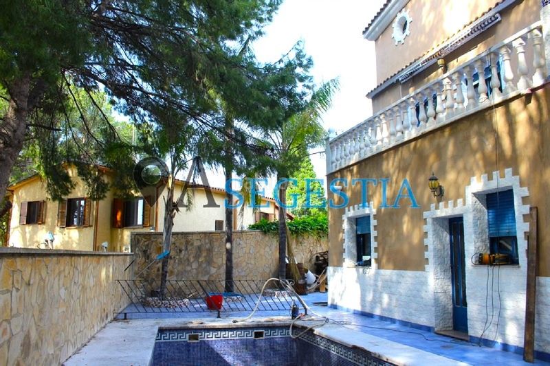 Foto 26070a60-4172-4143-b6b0-32a10a886f54. Xalet amb calefacció aparcament piscina a Montornés-Las Palmas-El Refugio Benicasim / Benicàssim