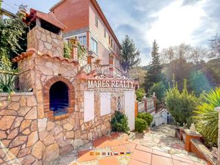 Casa a Terrabrava - Tordera Parc. Se vende preciosa y acogedora casa en zona tranquila y silencios