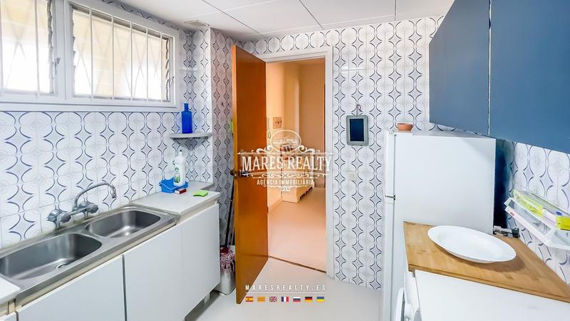 Foto 47a7bb7f-9266-4a09-81a7-c6b4615b7f29. Piso  de dos habitaciones con ventanales panorámicos, vistas al mar, terraza y piscina totalmente amueblado, a 100 metros del mar, en Blanes