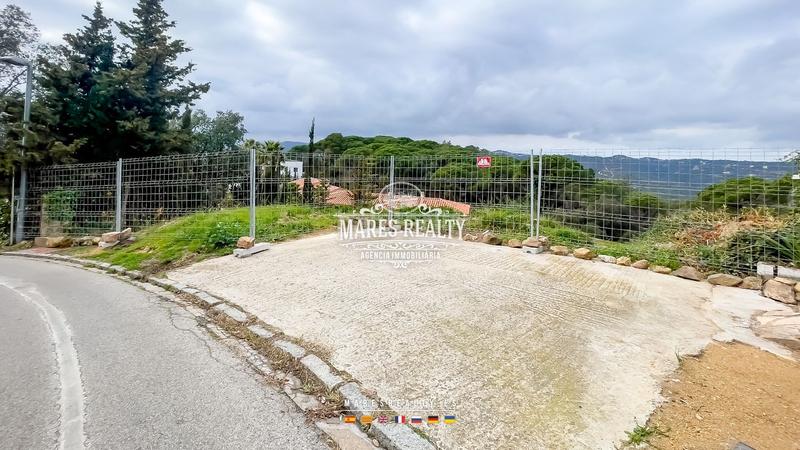 Foto 66d2fd4c-5f43-45ef-b1b8-d998f0df7739. Terrain résidentiel dans aguiles 7 dans Roca Grossa Lloret de Mar