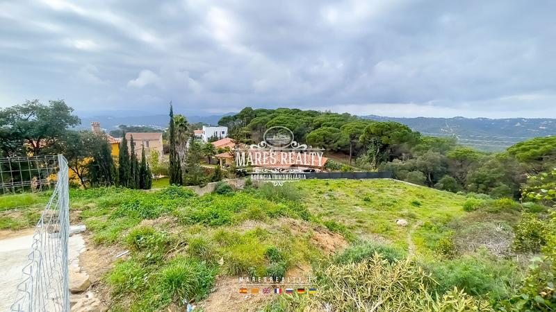 Foto ddba60dd-ecf2-4cc9-9ac7-cbee7e951f25. Terrain résidentiel dans aguiles 7 dans Roca Grossa Lloret de Mar