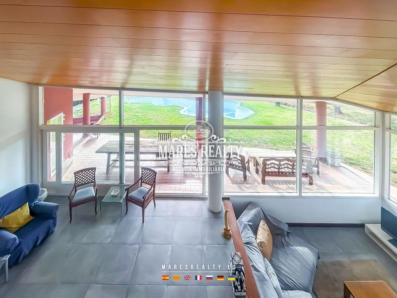 Foto b18a5df0-ba6a-4124-bf09-fa5076524c88. Casa con riscaldamento piscina in Urbanitzacions Mataró