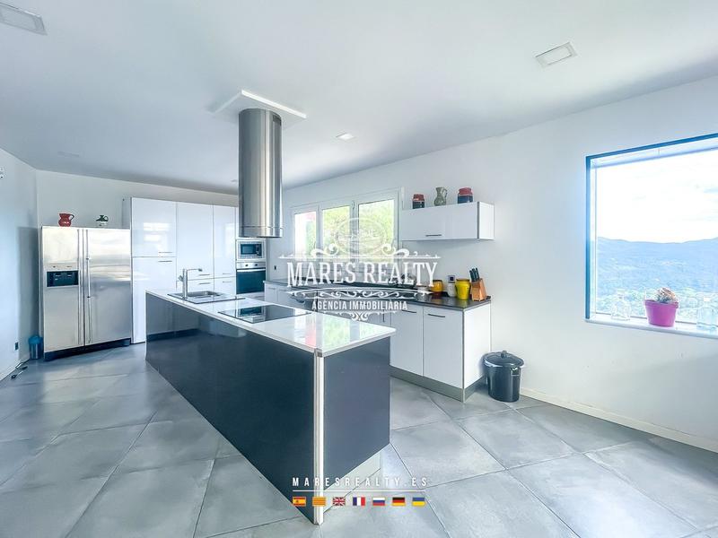 Foto db3063b8-ac59-4364-aa8c-0a935a579046. Casa con riscaldamento piscina in Urbanitzacions Mataró