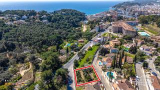Terreny residencial a Roca Grossa. Magnifica parcela en lloret de mar