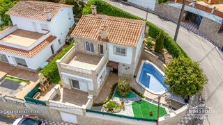 Casa a Santa Clotilde. Casa con vistas al mar en la costa brava
