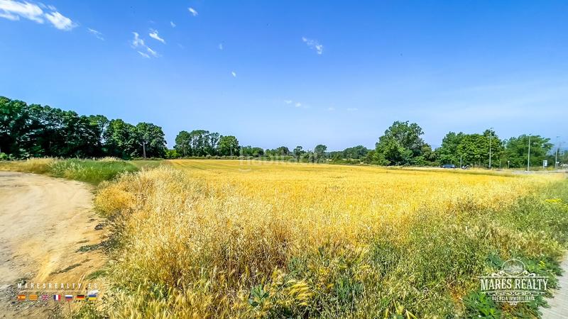 Foto b7d7be48-65d3-48ba-b0fe-7dc80dec83bc. Terreny residencial a mediterránio 53 a Centre Vidreres