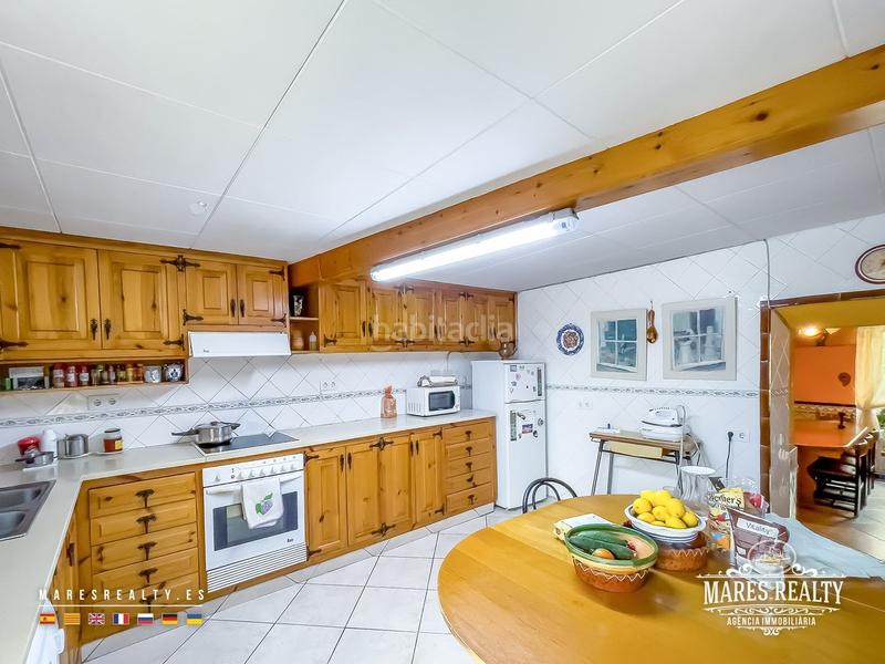 Foto 5c86952b-382c-42a7-9db1-7a06d00af834. Casa se vende gran casa rural con piscina y jardín urbanización vallcanera park. en Sils