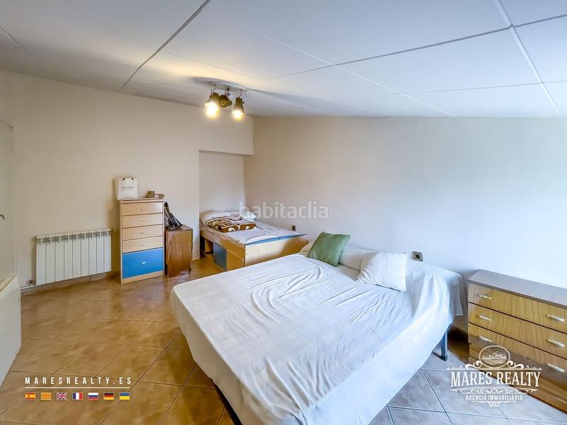 Foto a6b731fc-68dd-4362-9380-35f45e48740f. Casa se vende gran casa rural con piscina y jardín urbanización vallcanera park. en Sils