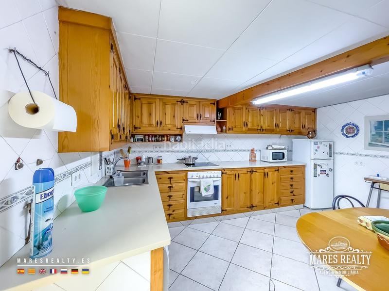 Foto c9d40dac-8fff-4e56-a62b-79c8266e7b7b. Casa se vende gran casa rural con piscina y jardín urbanización vallcanera park. en Sils