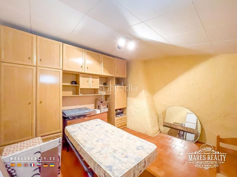 Foto e9ada87a-9718-405e-ae68-b56fd487f030. Casa se vende gran casa rural con piscina y jardín urbanización vallcanera park. en Sils