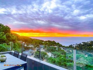 Maison à Canyelles. Casa moderna en venta en lloret de mar zona cala canyellas una c