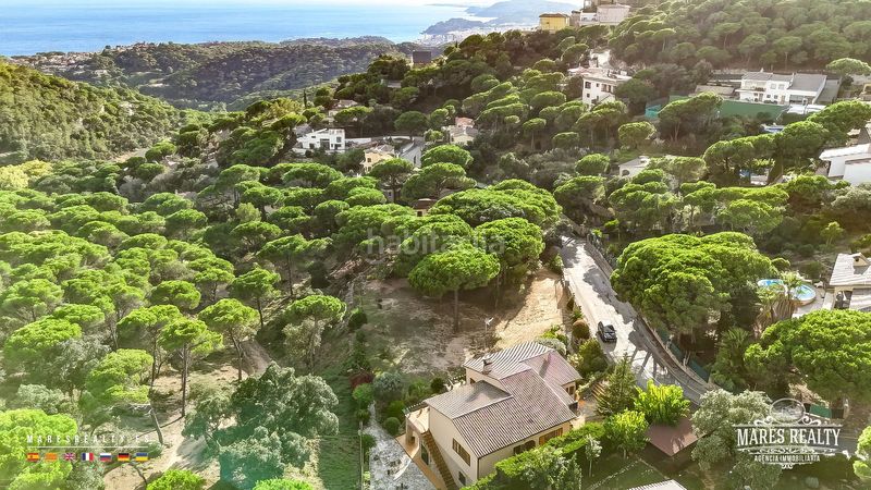 Foto bcbd9aa0-6922-41c9-b78b-7463875c061b. Casa amb calefacció piscina a Serra Brava Lloret de Mar