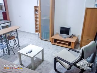 �tic a Fenals. Se vende un acogedor apartamento de una habitaci�n en el barrio