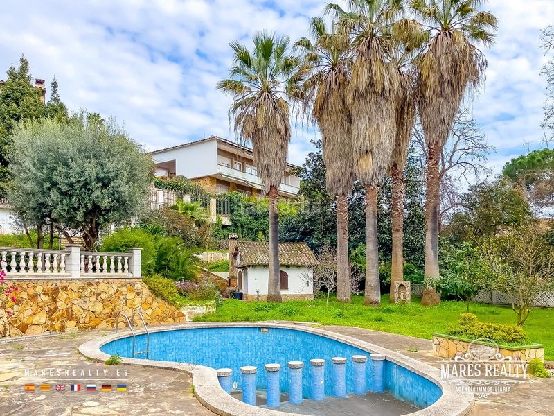 Foto 0844adfb-1252-41c9-9152-b8b751a664f5. Casa amb calefacció piscina a Mas Baell-Can Carbó Lloret de Mar