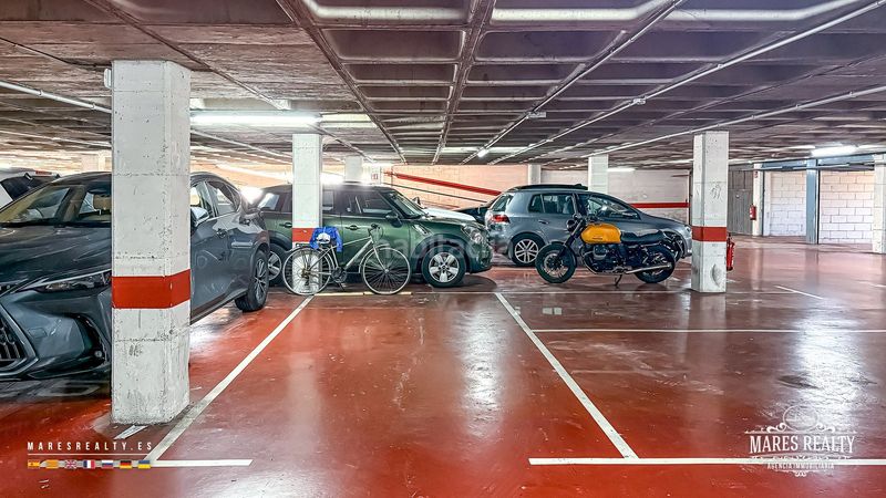 Foto 37eec85e-3db4-4e78-a63f-bcf23520be61. Aparcament cotxe a Centre Lloret de Mar