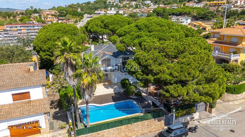 Foto d98bdec9-5398-4fce-89ee-bcf41bc68301. Casa amb calefacció piscina a Roca Grossa Lloret de Mar