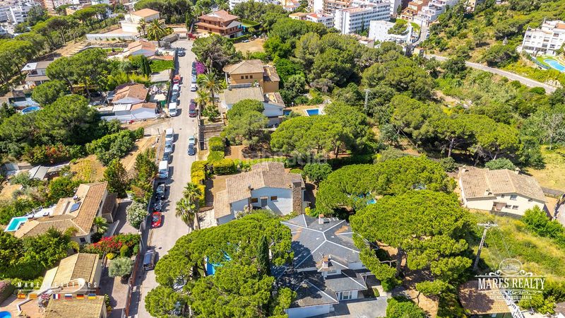 Foto edc96ac6-a442-4f61-9139-d781de9f2fcb. Casa amb calefacció piscina a Roca Grossa Lloret de Mar