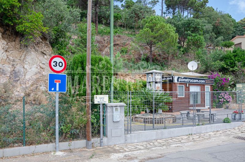 Foto 2a8180f7-4e58-4dc0-8a41-9754d4947f6e. Terreny residencial a Serra Brava Lloret de Mar