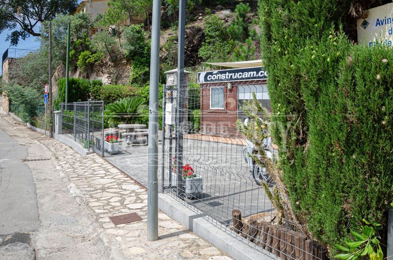 Foto f7204a53-e685-48e6-8065-bb547c76cbd8. Terreny residencial a Serra Brava Lloret de Mar