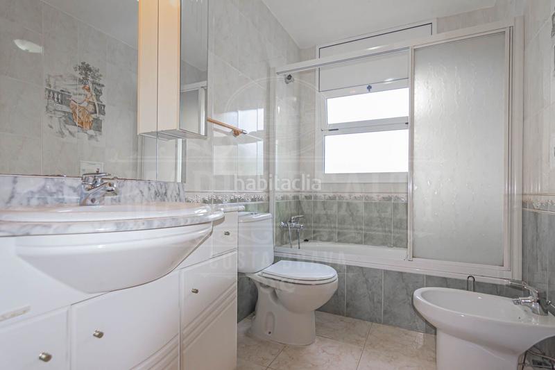 Foto 2ca4e402-7815-44a4-a354-1b75421e0fa1. Haus mit heizung pool in Montgoda Lloret de Mar