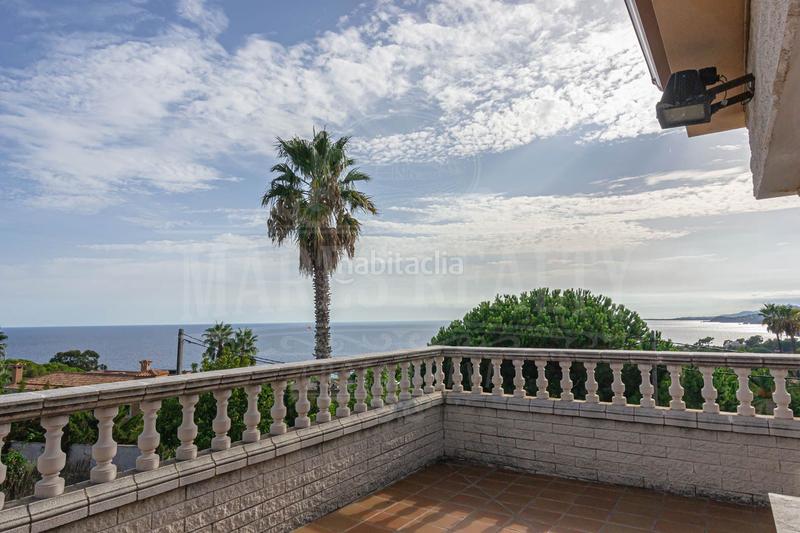 Foto d7829a49-2855-4498-acc2-ba123f7c169c. Haus mit heizung pool in Montgoda Lloret de Mar
