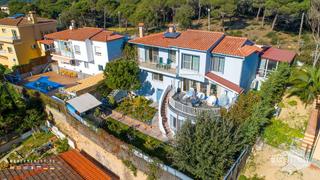 Casa a Mas Romeu. Casa de 3 habitaciones renovada en 2022!