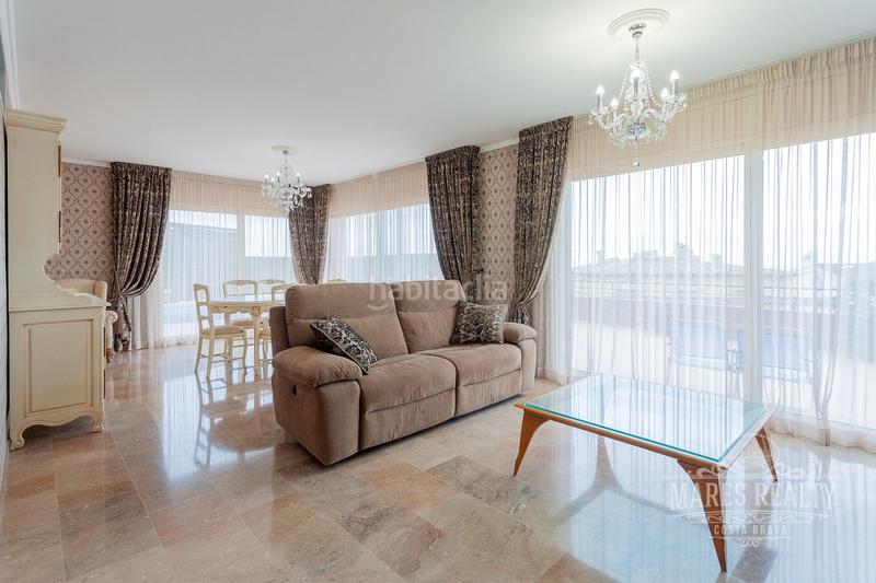 Foto 48e82f8e-e084-4691-81e0-23fc522dc44b. Maison avec piscine dans Roca Grossa Lloret de Mar