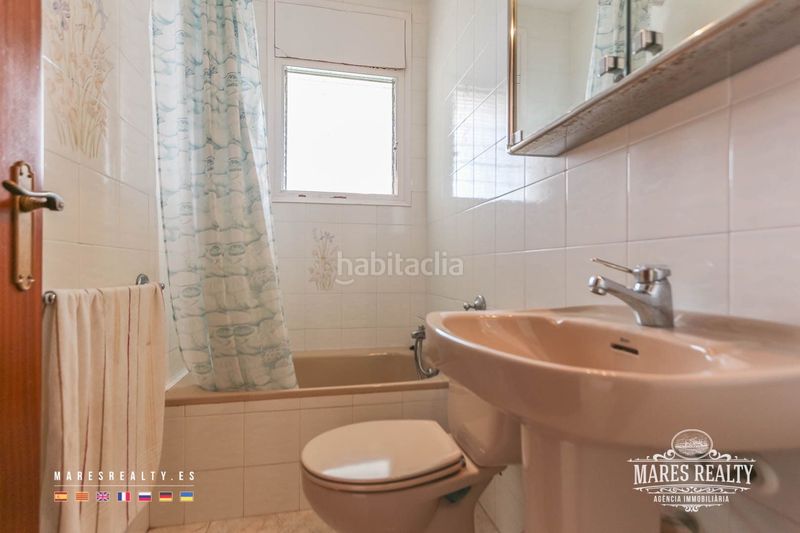 Foto 4fdefc0c-1bee-437b-9e8b-4867093eb058. Casa amb calefacció aparcament piscina a Canyelles Lloret de Mar