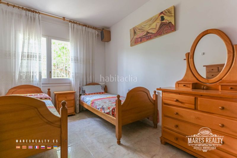 Foto 93dffb12-59c4-437b-a4f7-3385dede9fd8. Casa amb calefacció aparcament piscina a Canyelles Lloret de Mar