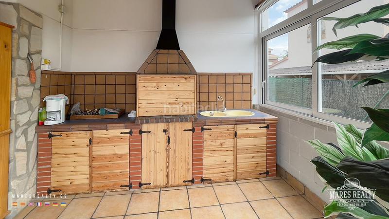 Foto 4e90c578-0ffd-4f67-a755-b32b933e1fee. Casa se vende una amplia casa de dos plantas en Fenals en Lloret de Mar