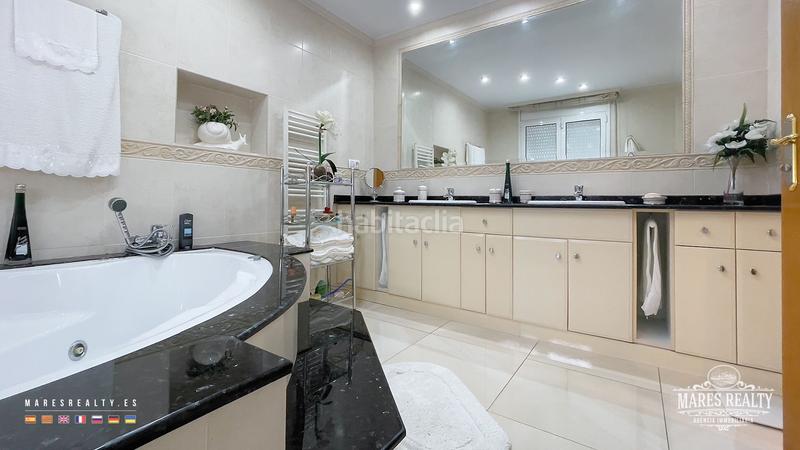 Foto 8f430242-8a37-47cb-8bc0-a5d46d4c19e1. Casa se vende una amplia casa de dos plantas en Fenals en Lloret de Mar