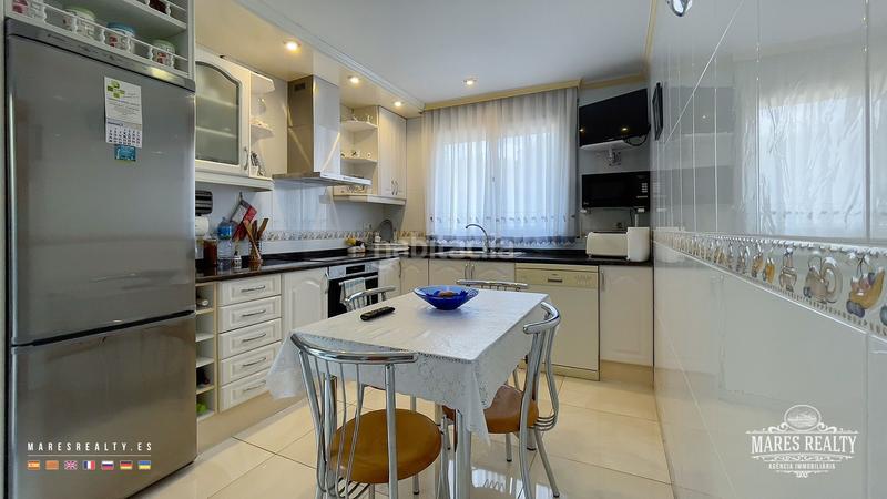 Foto a3999d5f-e778-47c1-b033-ff1e33710530. Casa se vende una amplia casa de dos plantas en Fenals en Lloret de Mar