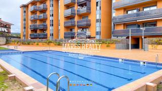 Pis a Fenals. En venta un piso en fenals con piscina