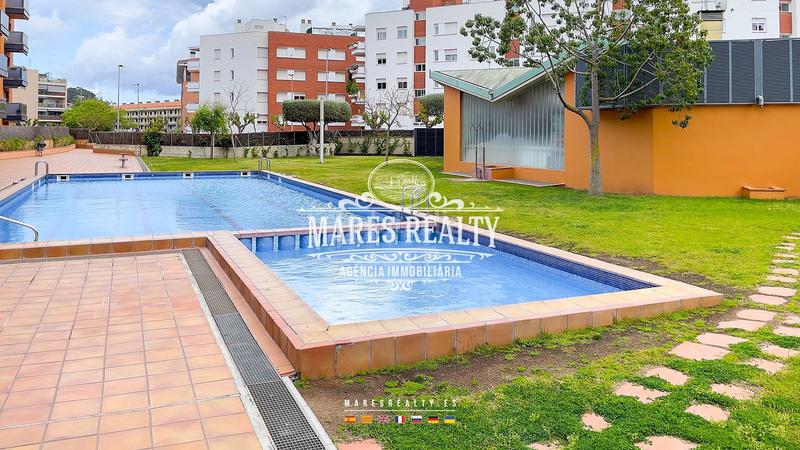 Foto 29584292-11af-4dc9-863f-8f383ab12a13. Etagenwohnung mit heizung pool in Fenals Lloret de Mar