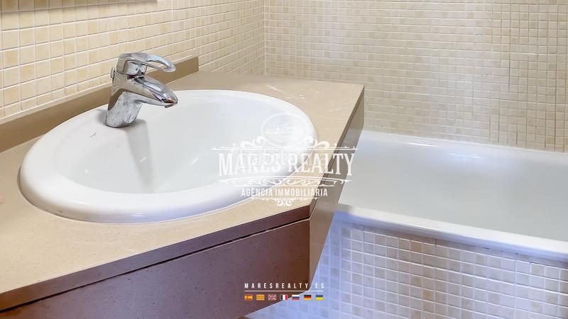 Foto b84a12d3-3af7-49f2-b43e-eb729f81d335. Etagenwohnung mit heizung pool in Fenals Lloret de Mar