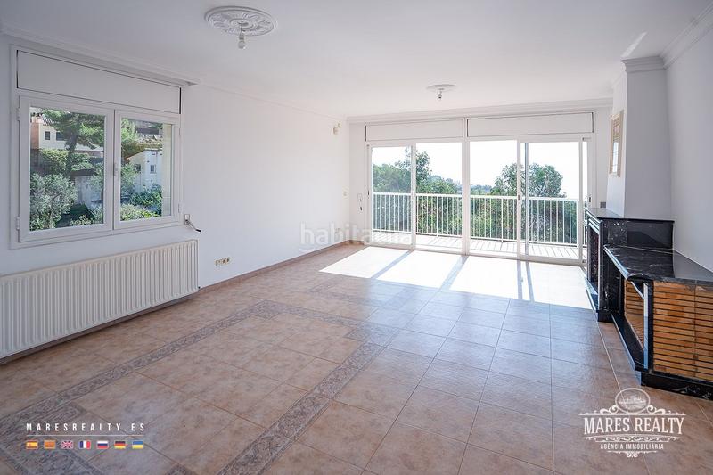Foto 4ce3a5d1-8cc4-46d0-a627-3cb189c8a8c8. Casa gran casa en Roca Grossa con terreno en Roca Grossa Lloret de Mar