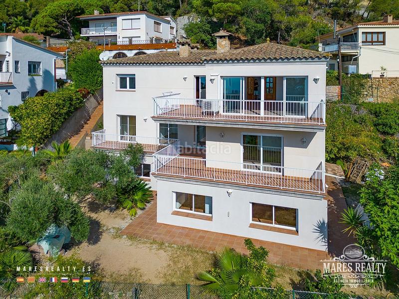 Foto 568897e8-9f6e-47e8-ac9f-415613e19d69. Casa gran casa en Roca Grossa con terreno en Roca Grossa Lloret de Mar