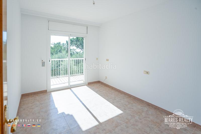 Foto 63f29c37-e31a-47f4-8c88-2a22e57c0024. Casa gran casa en Roca Grossa con terreno en Roca Grossa Lloret de Mar