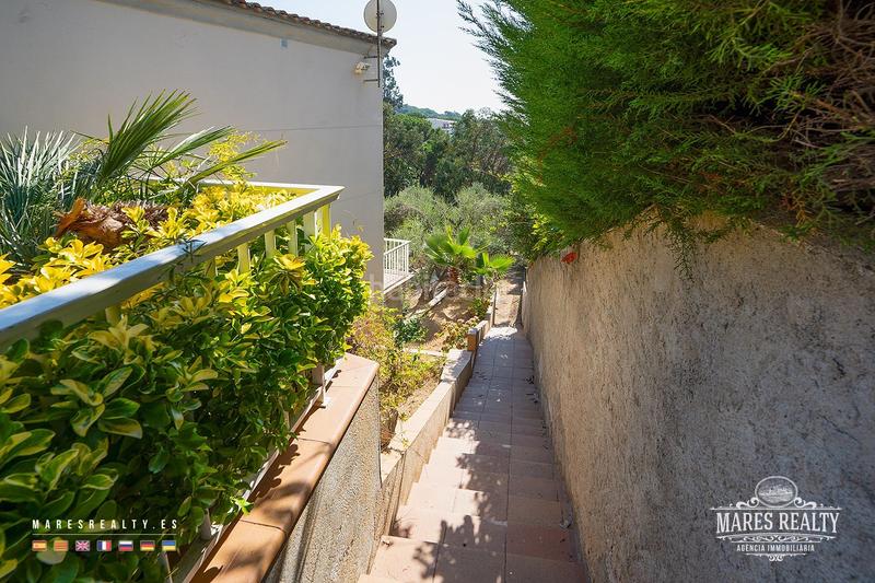 Foto 7b0291fa-1693-4ea3-8fdf-ad4ae39ac2d5. Casa gran casa en Roca Grossa con terreno en Roca Grossa Lloret de Mar
