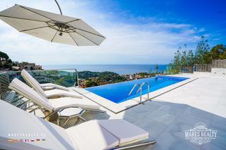 Chalet in Roca Grossa. Casa con impresionantes vistas panorámicas al mar