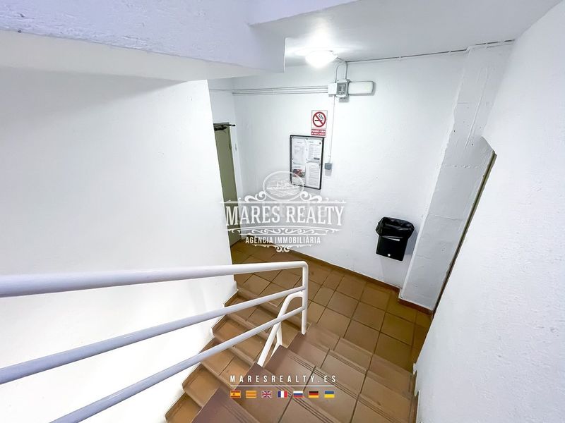 Foto c698538a-d727-4045-8c5e-2da1d34f5ef2. Aparcament cotxe a Calella
