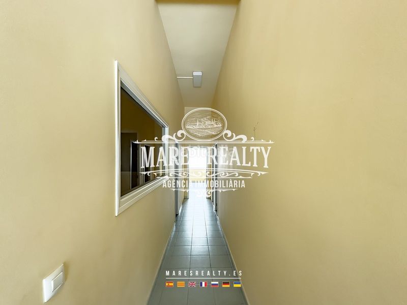 Foto 98e66a16-8e56-45b2-b4bc-aa9e4b89bd78. Rent business premise in valenti almirall i llozer 3 in Lloret de Mar