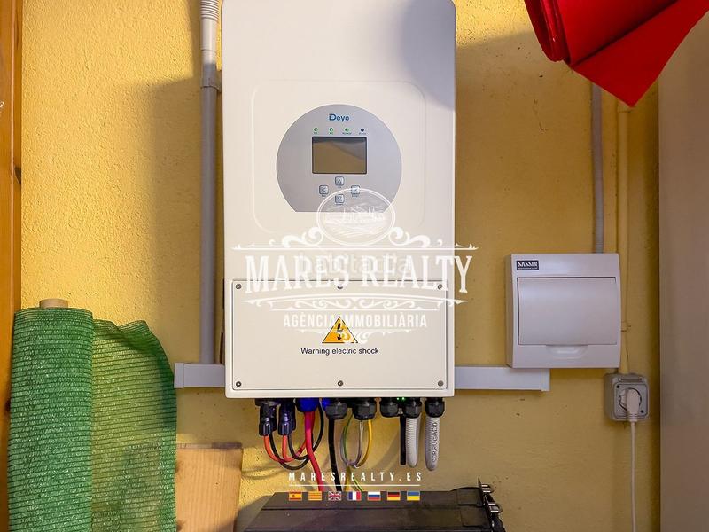 Foto 132ab73a-6783-4020-a340-351fb3602168. Casa  con licencia turística y placas solares. en Lloret de Mar